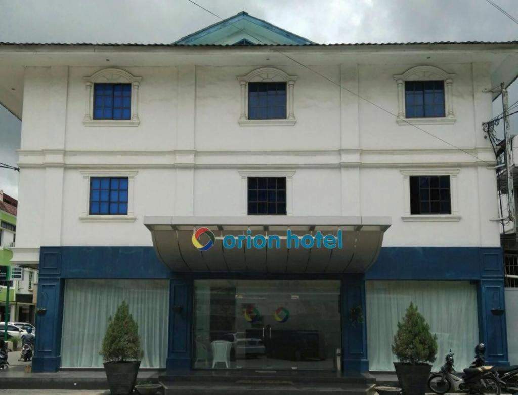 Orion Hotel Batam Kültér fotó
